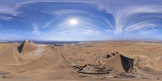 Great Pyramids of Giza in Egypt_View over Pyramid of Menkaure in the morning